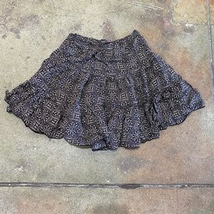 Girls Black and White Patterned Skirt